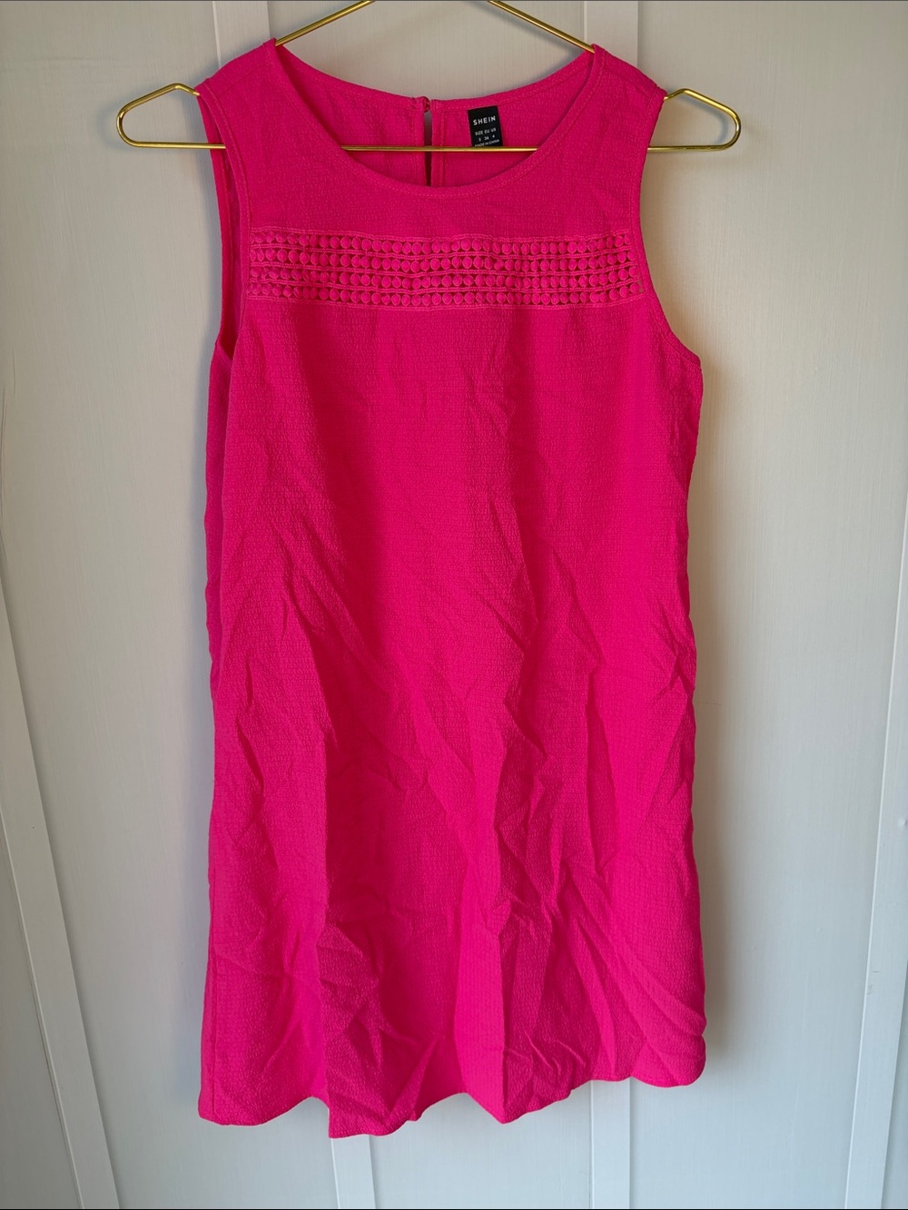 SHEIN Sleeveless Mini Shift Dress in Fuchsia Pink